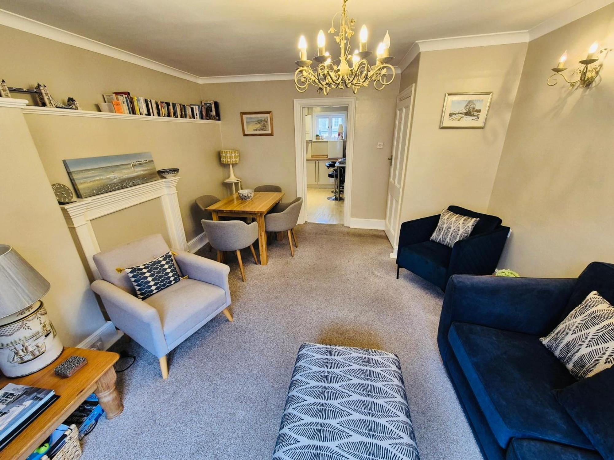 Rockferry 3 Bed Central Apartment + Parking Permit Dartmouth Exterior photo
